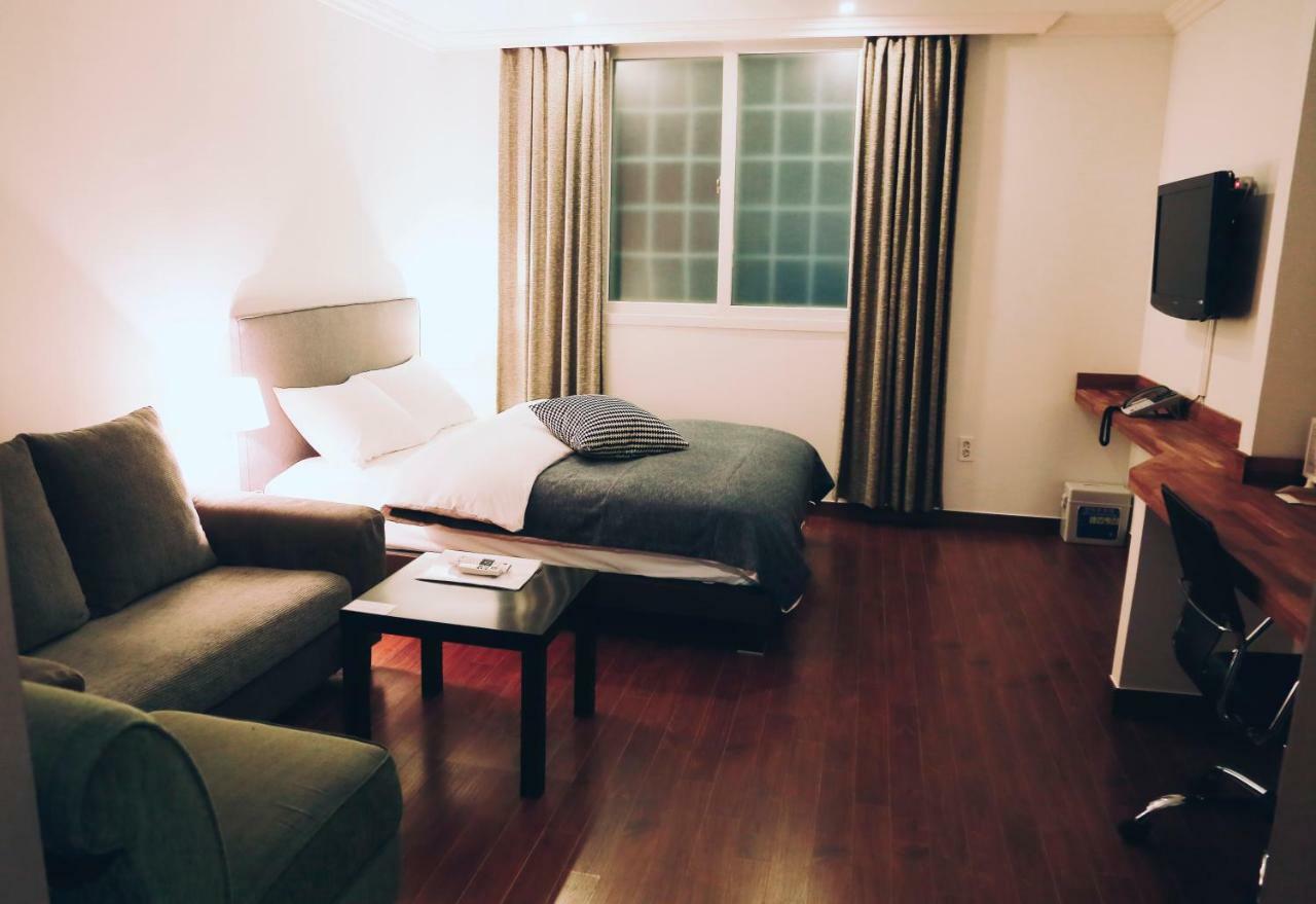 Gonggan Residence Hotel กอเจ ภายนอก รูปภาพ