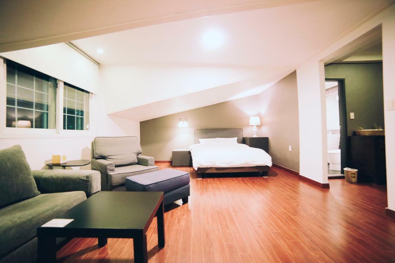 Gonggan Residence Hotel กอเจ ภายนอก รูปภาพ
